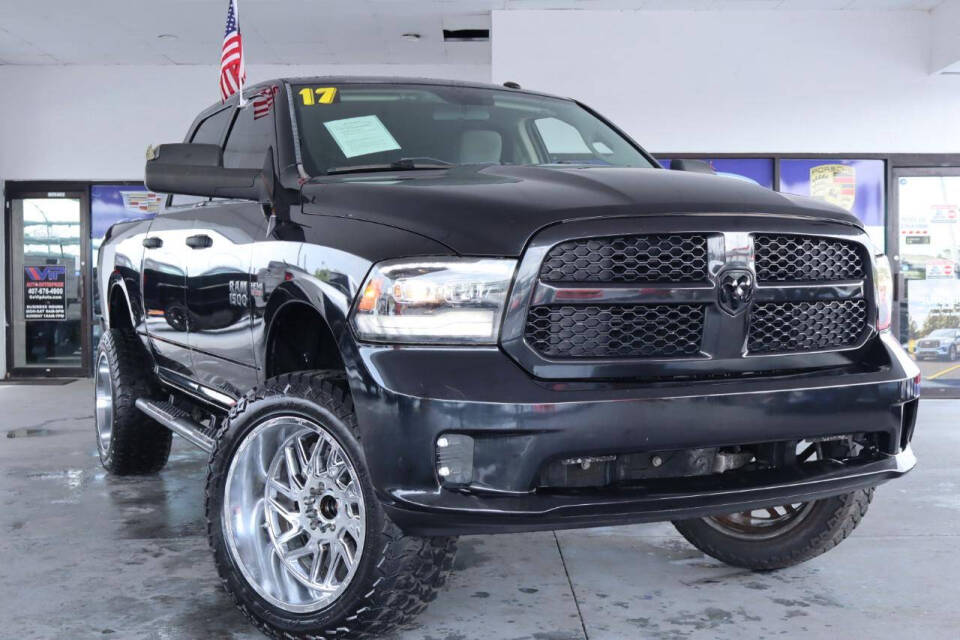 ram ram 1500 pickup 2017 3C6RR6KT1HG681176 image ram ram 1500 pickup 2017 3C6RR6KT1HG681176 image